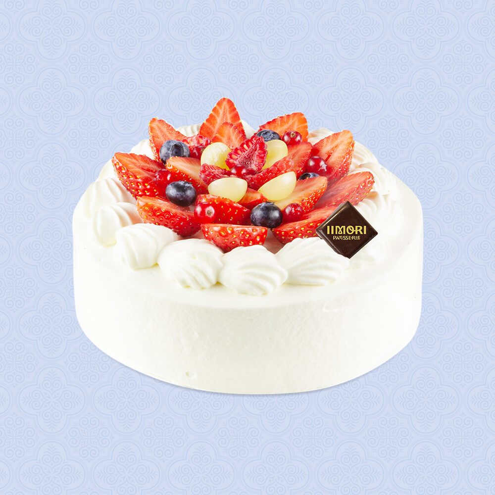 Strawberry Cream Cake